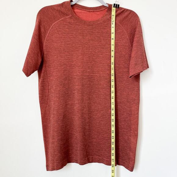 Lululemon Metal Vent Tech Short Sleeve Shirt Red Medium Athletic Training Run - Picture 8 of 11